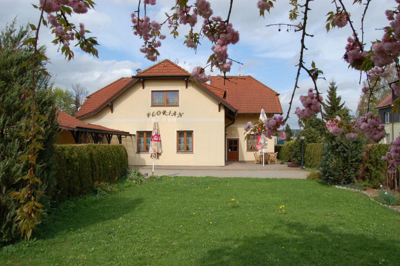 Apartmany Florian Frymburk Exterior foto