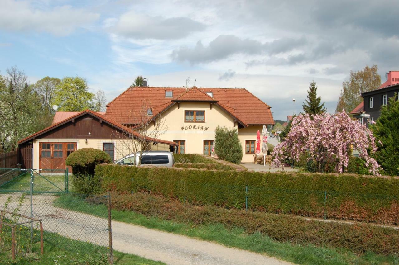 Apartmany Florian Frymburk Exterior foto