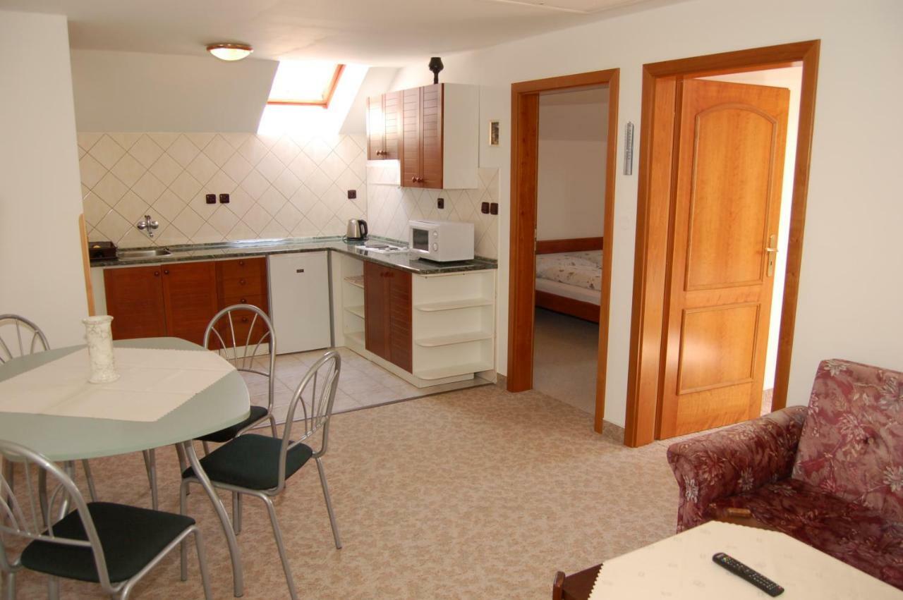 Apartmany Florian Frymburk Exterior foto